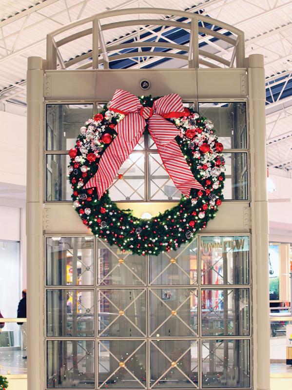 Giant Indoor Wreath