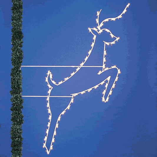 7' Leaping Buck